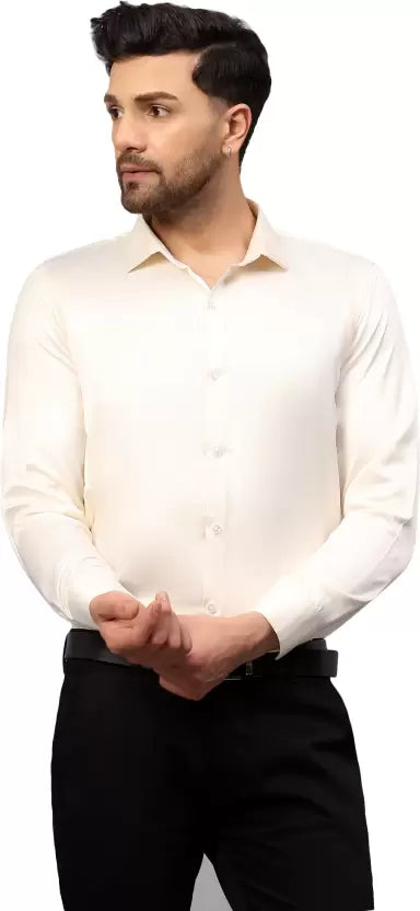 Men Regular Fit Solid Spread Collar Formal Shirt