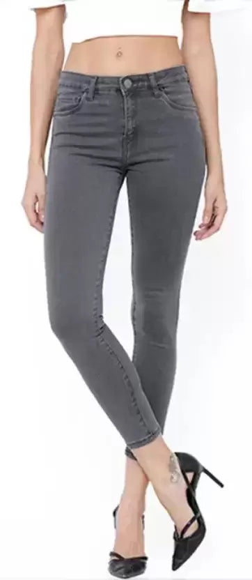 Women Slim Mid Rise jeans