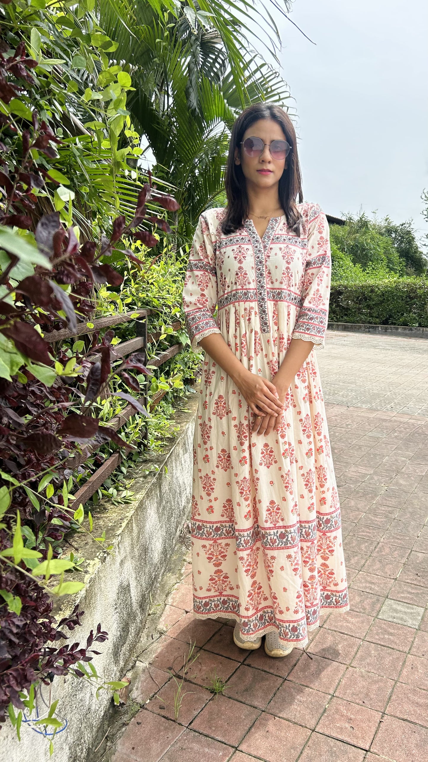 PREMIUM FLEX COTTON GOWN WITH HANDWORK